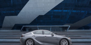 Lexus IS300 F-Sport 2023 3 Lexus IS 300 6