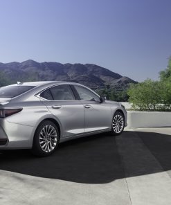 Lexus ES 250 14 Thiết kế phía sau Lexus ES