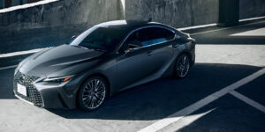 Lexus IS300 F-Sport 2023 13 gallery ext 01 d