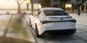 Lexus IS300 F-Sport 2023 9 gallery ext 06 d