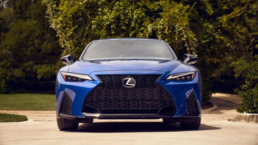 lexusis20213 XHOB
