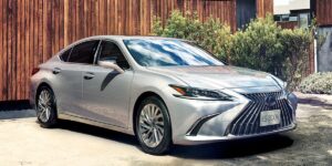 Bảng giá xe Lexus ES 250 và giá lăn bánh mới nhất