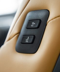 gia xe lexus es 300h 2023 13