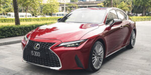 Lexus IS 300h F-Sport 2023 6 lexus is300h f sport 2023 thiet ke sang trong quyen ru 1
