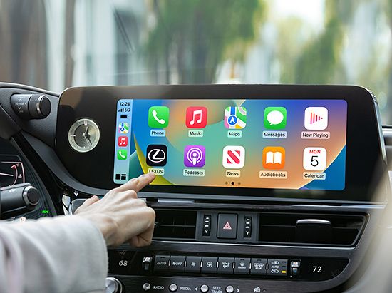 Lexus ES wirelessapplecarplay moretechnology tile 550x411 LEX ESG MY23 0041.01