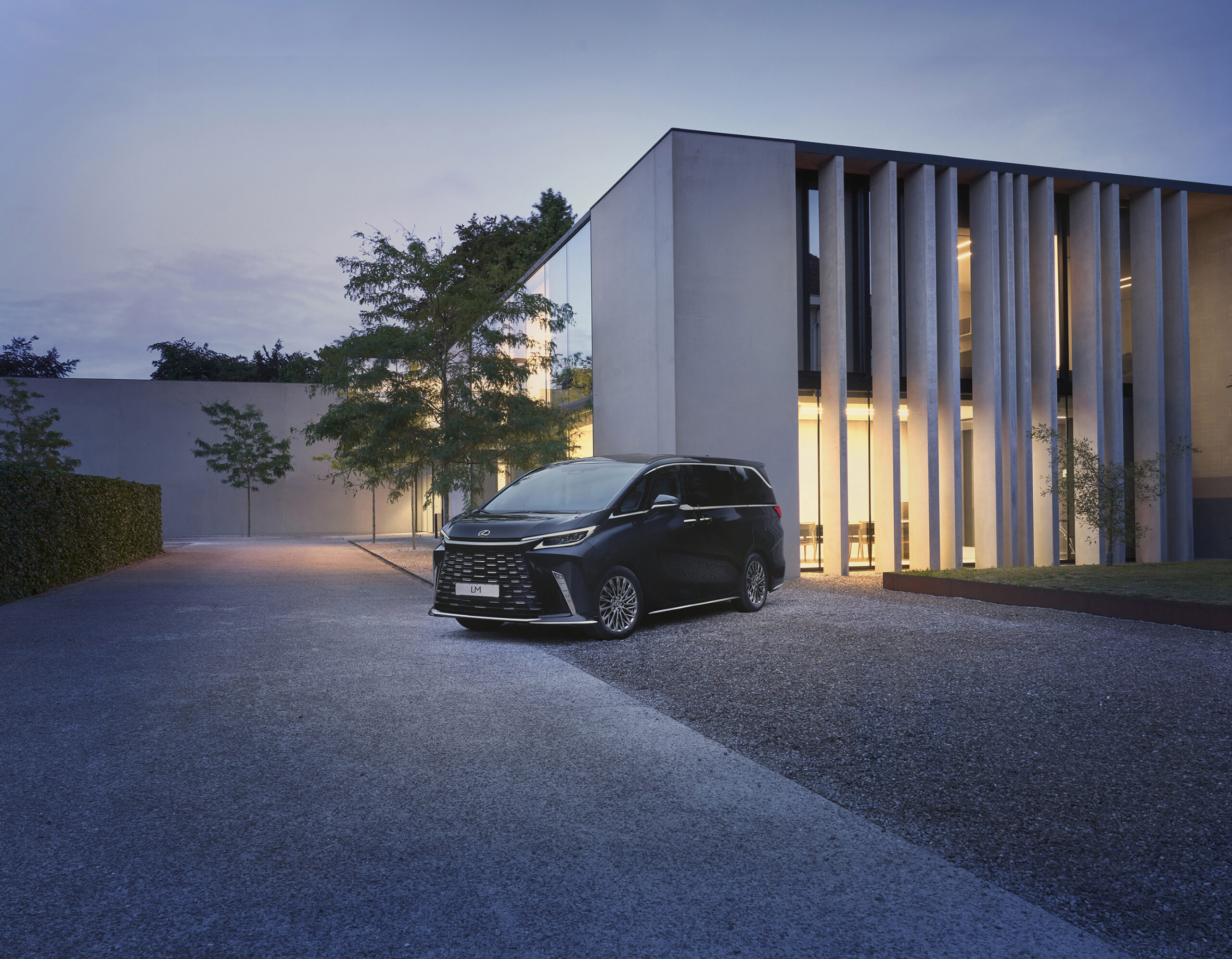 The new Lexus LM 500h 2024 Banner
