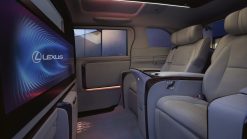 Lexus LM 500h VIP 4 chỗ 30 Tăng mức độ riêng tư và trải nghiệm tiện nghi hàng ghế thuơng gia