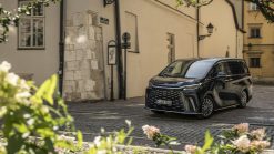 Lexus LM 500h VIP 4 chỗ 23 Giá xe Lexus LM 500h 350h - Ảnh chi tiết Lexus LM 2024 All New