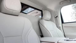Lexus LM 500h VIP 4 chỗ 37 Giá xe Lexus LM 500h 350h - Ảnh chi tiết Lexus LM 2024 All New