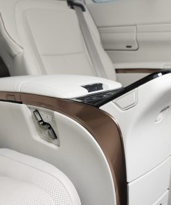 Ảnh chi tiết Lexus LM 2024 All New