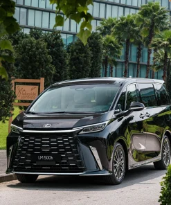 Lexus LM 500h 6 chỗ mới ở Việt Nam có giá từ 7,210 tỉ đồng.