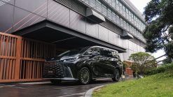 Lexus LM 500h 6 chỗ - Ảnh 5