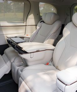 Lexus LM 500h 6 chỗ - Ảnh 11