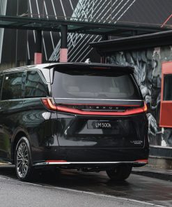 Lexus LM 500h 6 chỗ - Ảnh 4