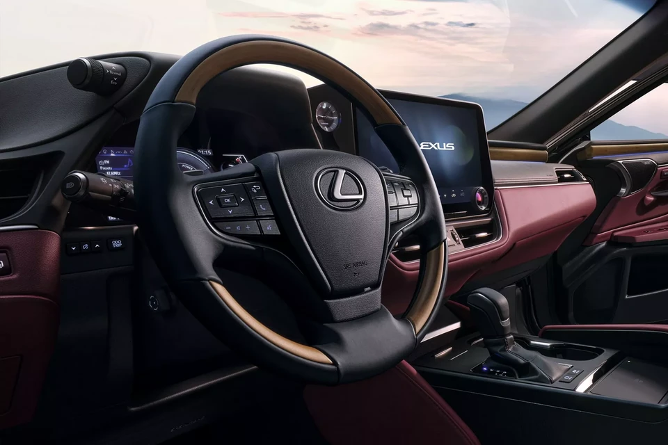 Lexus ES 2025 phiên bản nâng cấp ra mắt tại Trung Quốc 5 Lexus ES 2025 1 6