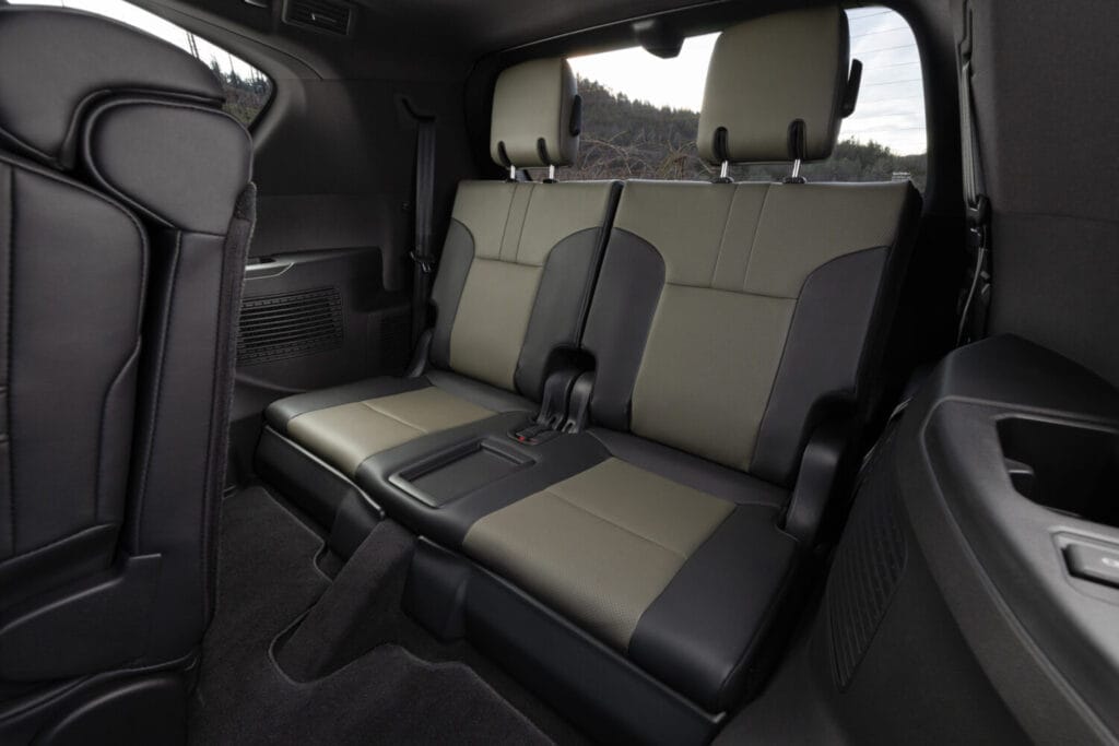 Thư viện ảnh: Lexus LX 700h 2025 các phiên bản 83 2025 Lexus LX 700h Overtrail StoneBrown 009 1500x1000 1