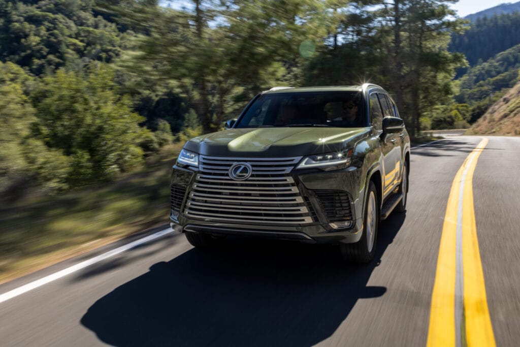 Thư viện ảnh: Lexus LX 700h 2025 các phiên bản 47 2025 Lexus LX 700h UltraLuxury NoriGreenPearl 009 1500x1000 1