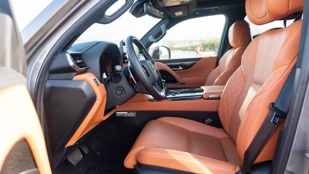 Đẳng cấp chuyên cơ mặt đất Lexus LX 600 VIP Utra Luxury 2025 5 chuyen co mat dat lexus lx 600 vip utra luxury 2025 15