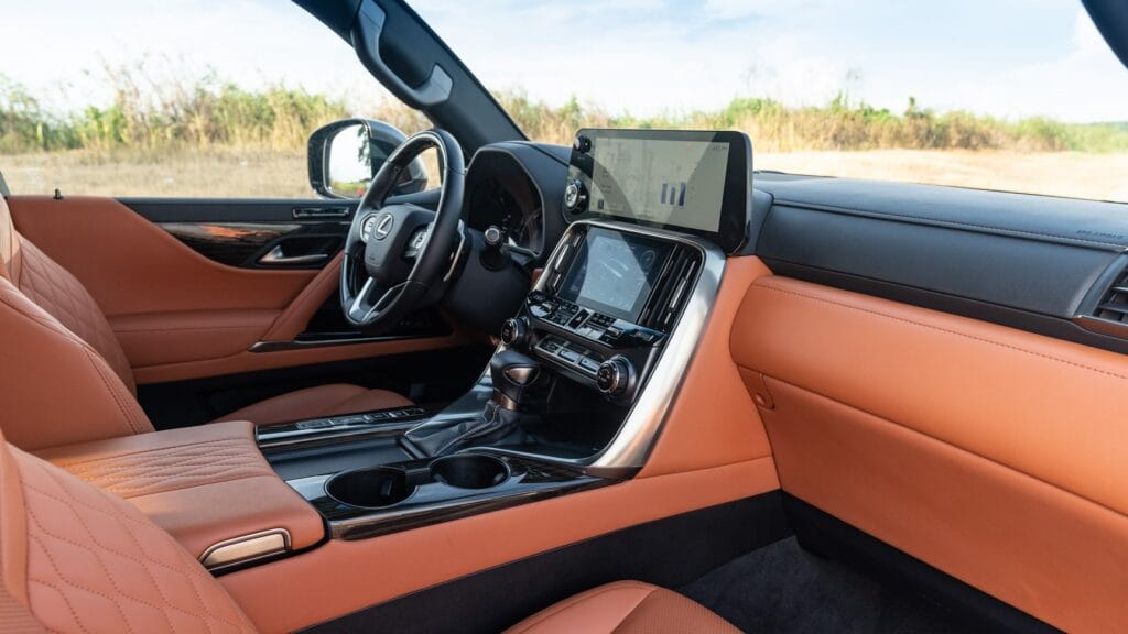 Đẳng cấp chuyên cơ mặt đất Lexus LX 600 VIP Utra Luxury 2025 3 chuyen co mat dat lexus lx 600 vip utra luxury 2025 17