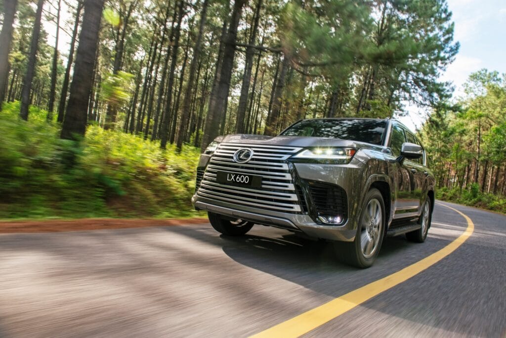 Đẳng cấp chuyên cơ mặt đất Lexus LX 600 VIP Utra Luxury 2025 20 chuyen co mat dat lexus lx 600 vip utra luxury 2025 7