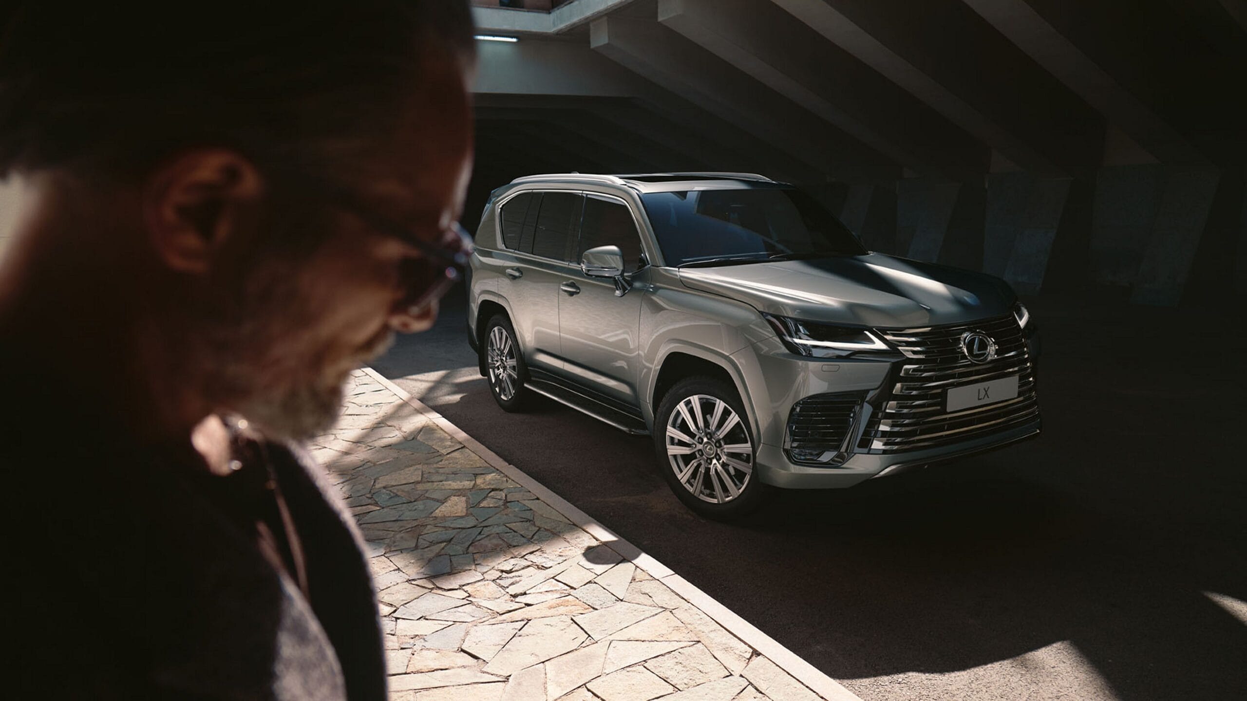 2024 lexus lx gallery exterior 4 1920x1080 00 scaled