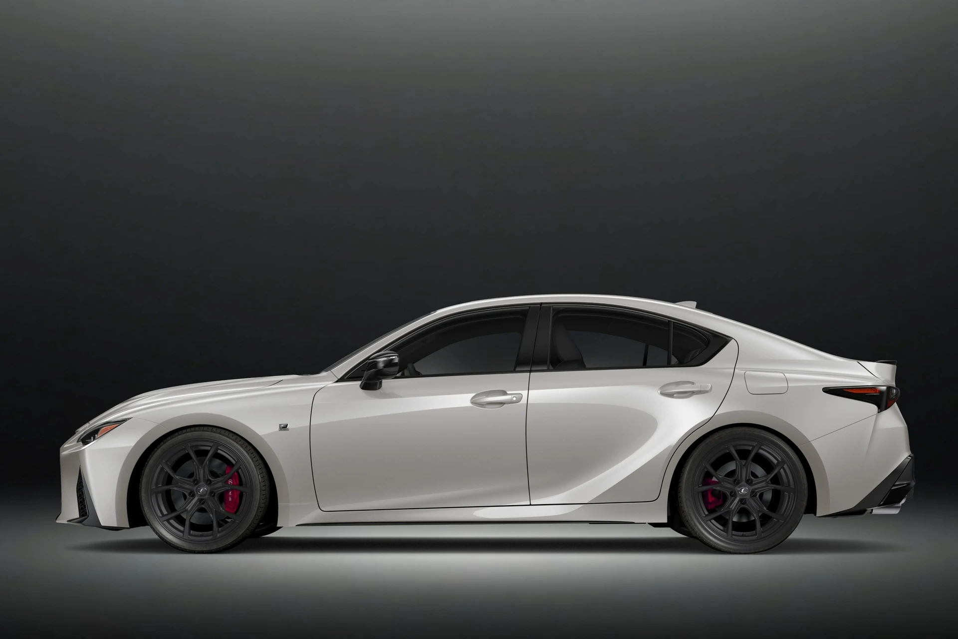 Lexus IS 500 Climax Edition giới hạn 500 chiếc tại Nhật 2