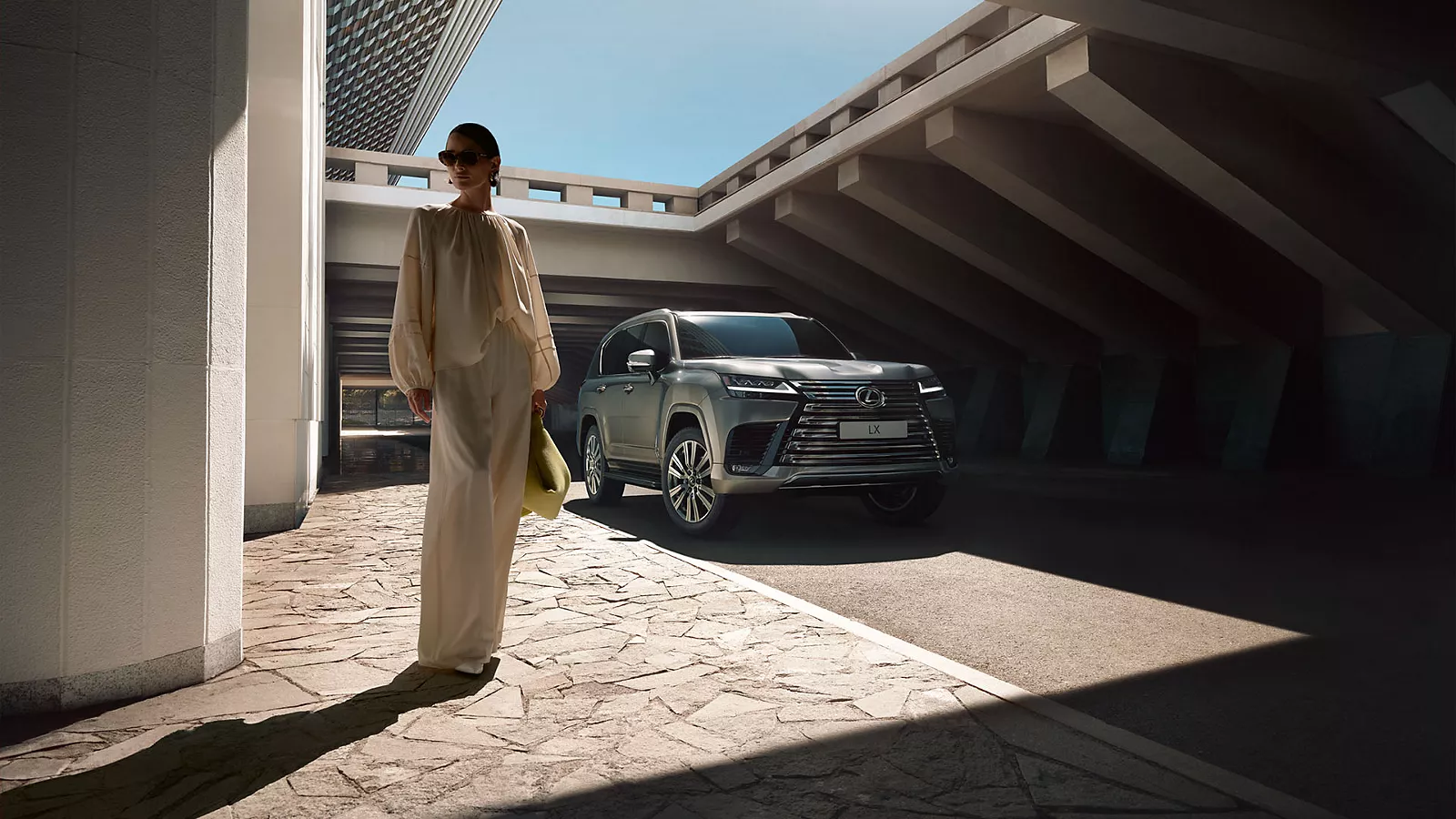 2025 lexus lx VIP gallery exterior 5
