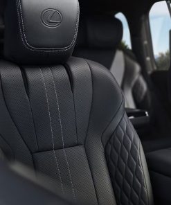 Giá xe Lexus LX 600 VIP 2025