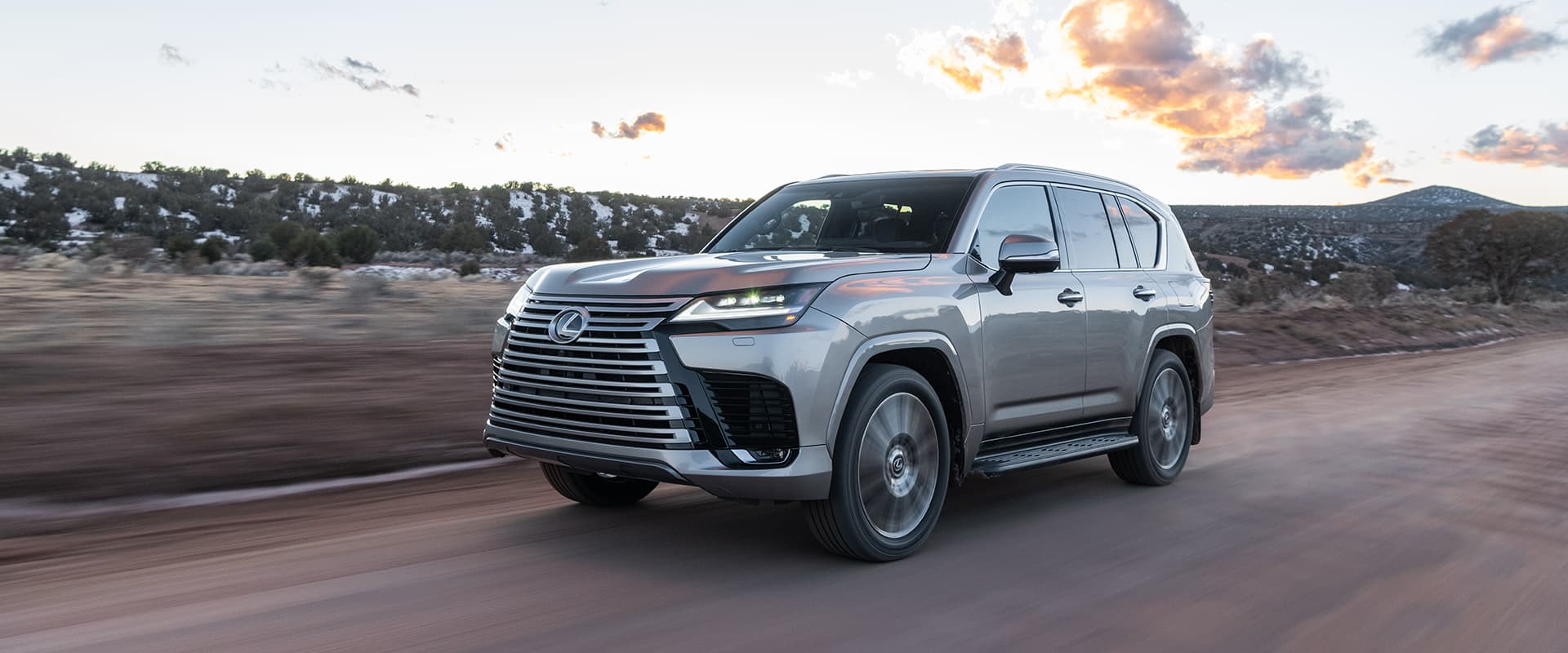 Lexus LX 600 Urban Tổng quan Ngoại thất