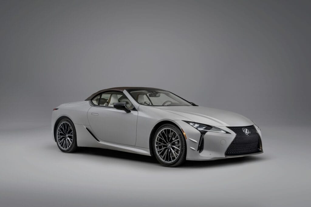 Lexus LC 500 Convertible 2026 – Biểu Tượng Mui Trần Hạng Sang Mới