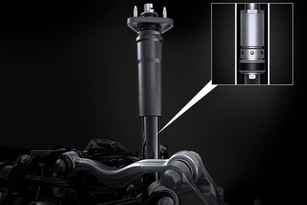 Lexus IS 2026 Thiết Kế Mới Sedan Thể Thao 19 Hệ thống treo biến thiên AVS cũng được nâng cấp với cơ cấu solenoid tuyến tính