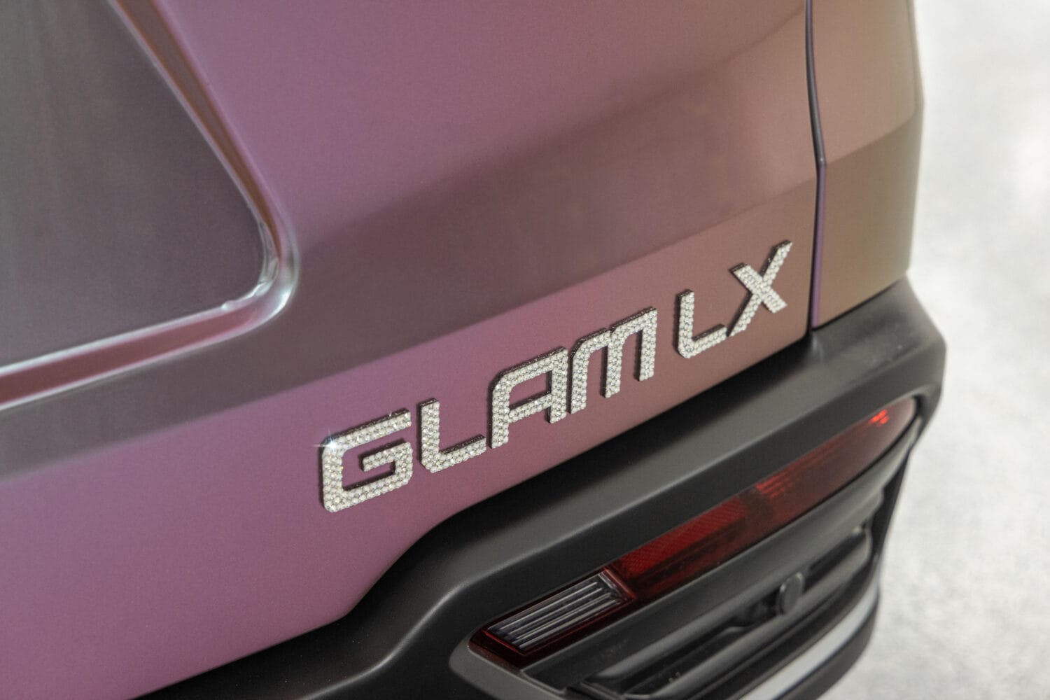 Lexus Glam LX 2025 – Concept SUV biến khoang xe thành studio 1 Lexus Glam LX – Concept SUV biến khoang xe thành studio