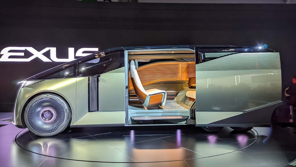 JMS 2025: Chiếc Lexus LS Concept 6 bánh - Một cảnh tượng đáng chiêm ngưỡng 5 lexus auf der japan mobility show 2025 2