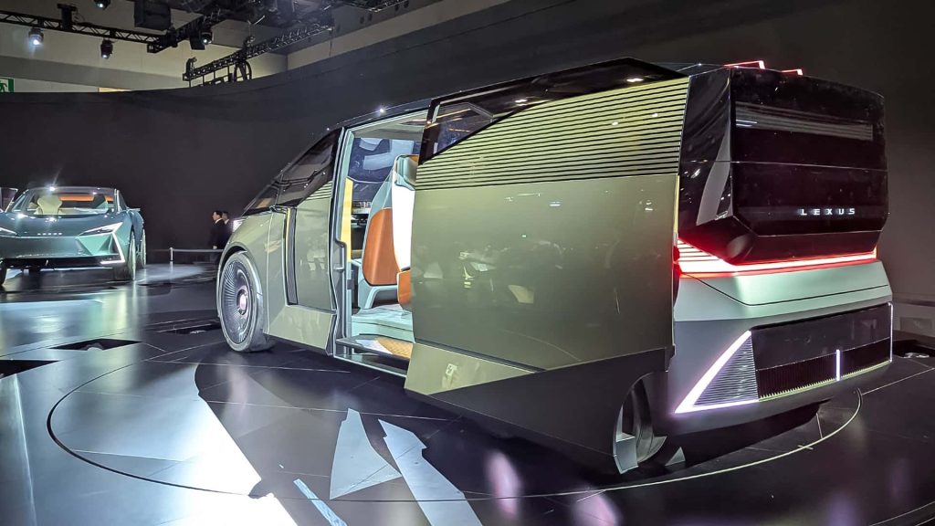 JMS 2025: Chiếc Lexus LS Concept 6 bánh - Một cảnh tượng đáng chiêm ngưỡng 7 lexus auf der japan mobility show 2025 4