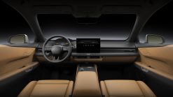 Khoang lái Tazuna với màn hình 14 inch và Hidden Switches trên Lexus ES 350h Premium