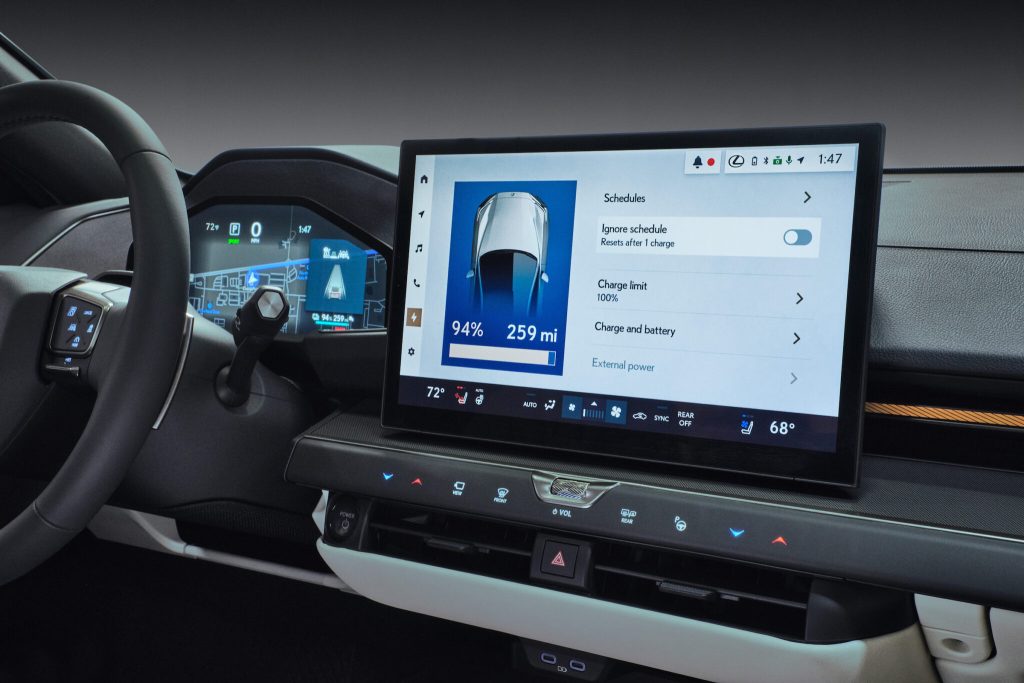 Lexus Interface: Giao diện Lexus thiết lập tiêu chuẩn mới 5 Thế hệ Lexus Interface mới nhất ra mắt tính năng Ghi Hình Hành Trình (Drive Recorder)