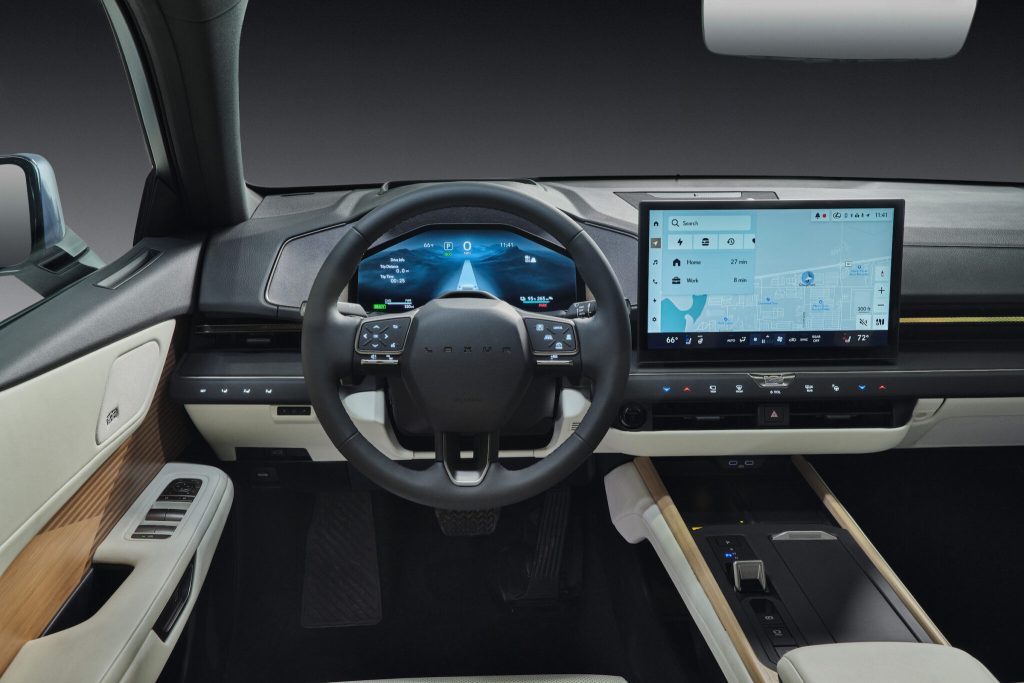 Lexus Interface: Giao diện Lexus thiết lập tiêu chuẩn mới 2 Trợ lý giọng nói Lexus (Lexus Voice Assistant) giờ đây phản hồi nhanh hơn để hỗ trợ người lái