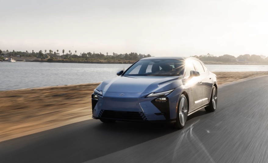 Đánh giá Lexus ES 2026 hoàn toàn mới: ES 350h & ES 500e – Sedan hạng sang đã tiến hoá 3 Màu ngoại thất mới Wavelength – ra mắt cùng thế hệ ES này và dự kiến sẽ là lựa chọn đặc biệt thu hút tại thị trường Việt Nam