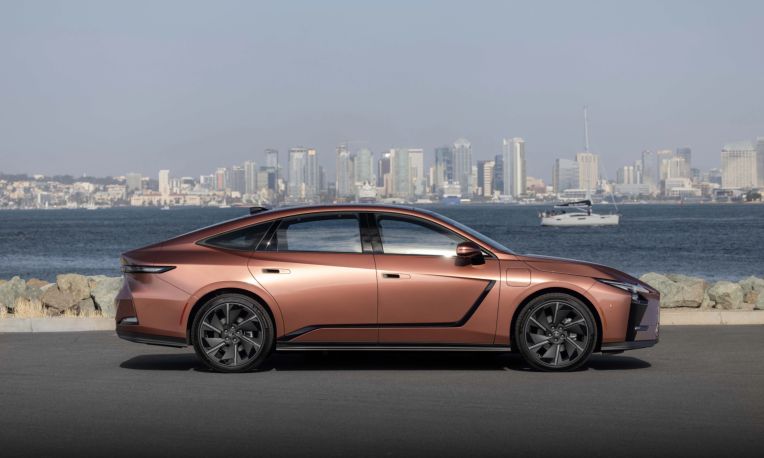 lexuscentersaigon danh gia es 350h 2026 hoan toan moi 3