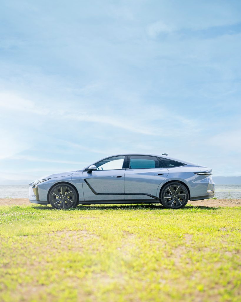 Lexus ES 500e gia ban 2 1